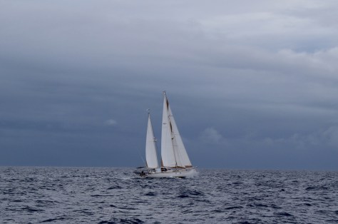 Tahawus sailing past us