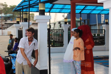 Jesse meets three young ladies at the prayer house near the dock...