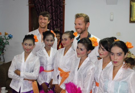 Jesse and John attract the dancers