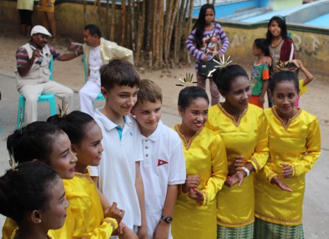 They can't get enough of the boys!