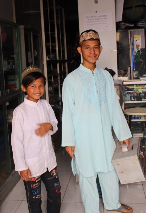 Collecting for the mosque