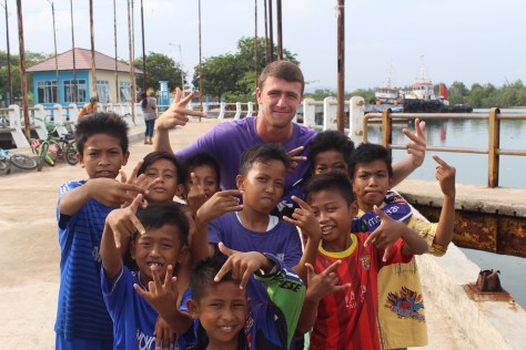 Jesse connects with the local crew