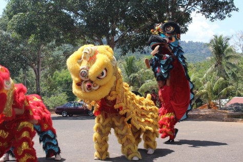 With impressive acrobatic lifts!